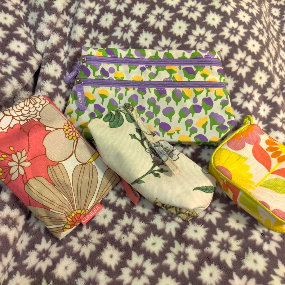 Lot of 5 Clinique makeup bags